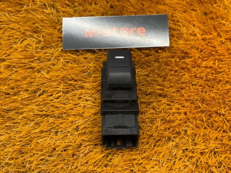 кнопка стеклоподъемника, 500 рублей, Красноярск