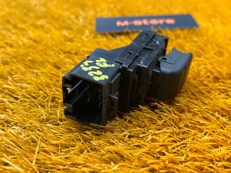 кнопка стеклоподъемника, 500 рублей, Красноярск