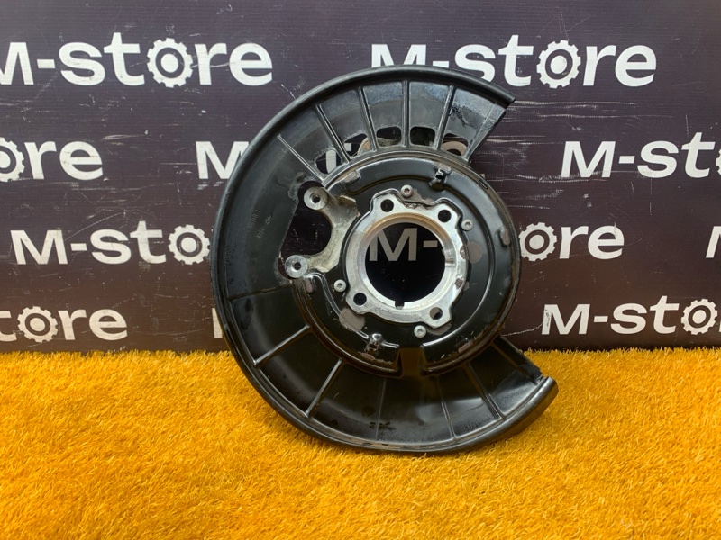 кулак поворотный, 2000 рублей, Красноярск