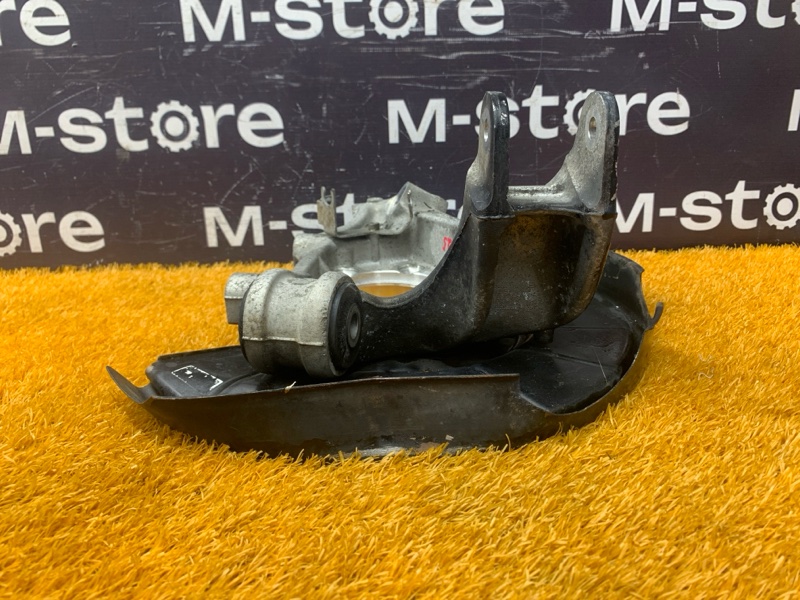 кулак поворотный, 2000 рублей, Красноярск