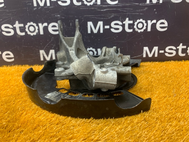 кулак поворотный, 2000 рублей, Красноярск