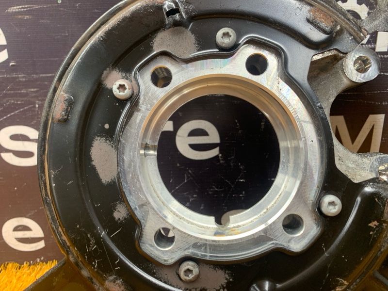 кулак поворотный, 2000 рублей, Красноярск