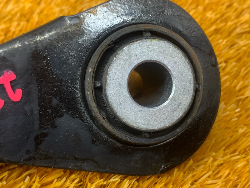 Рычаг подвески нижний, 2000 рублей, Красноярск