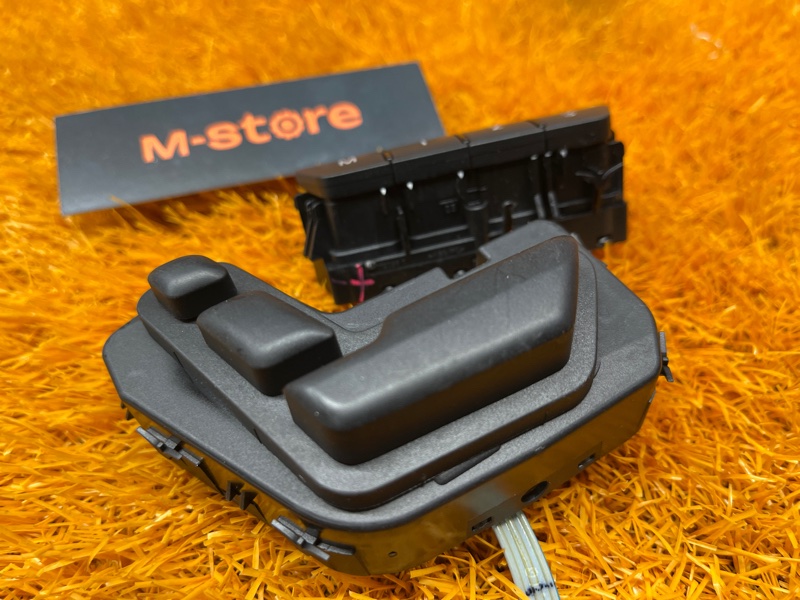 блок управления сиденьем, 1000 рублей, Красноярск