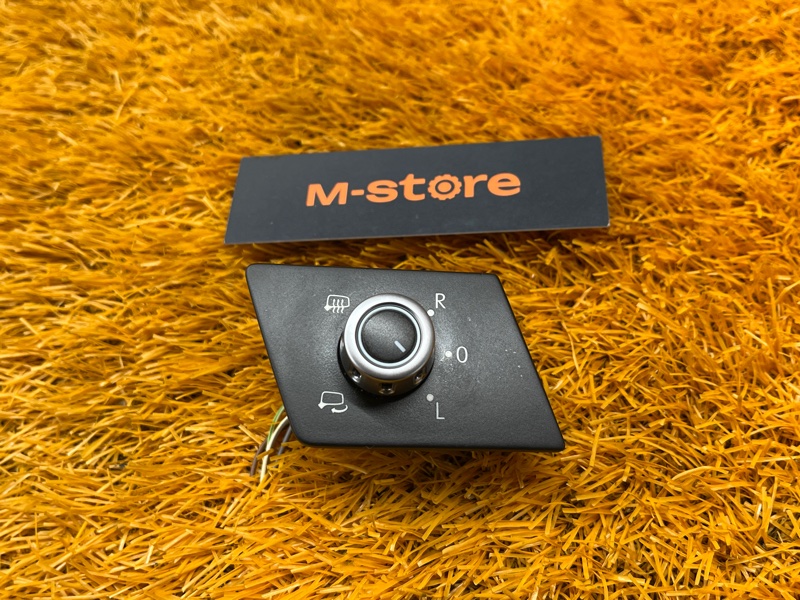 Кнопка регулировки зеркал, 1000 рублей, Красноярск