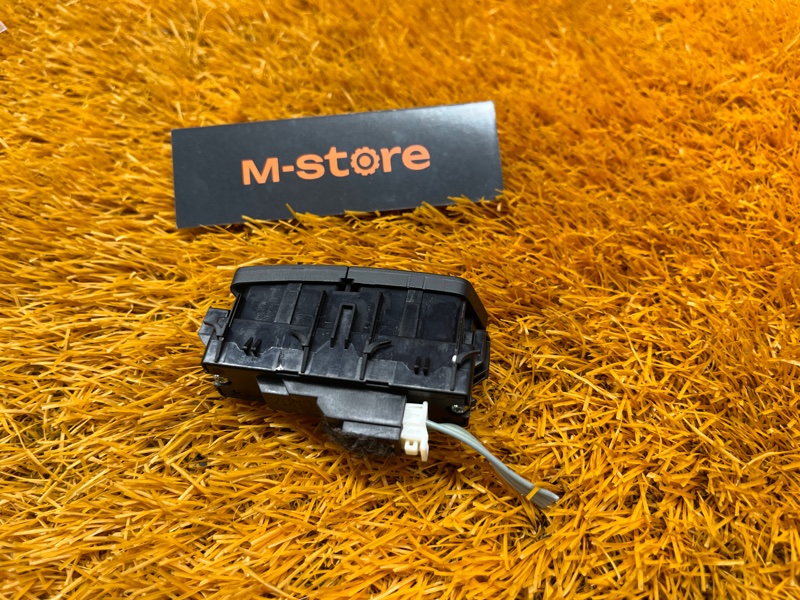 Кнопка центрального замка, 300 рублей, Красноярск