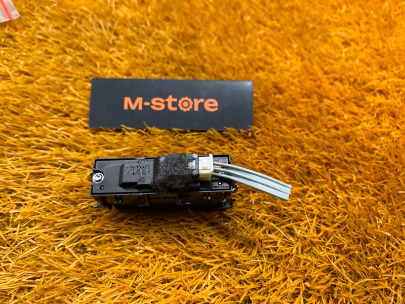 Кнопка центрального замка, 300 рублей, Красноярск