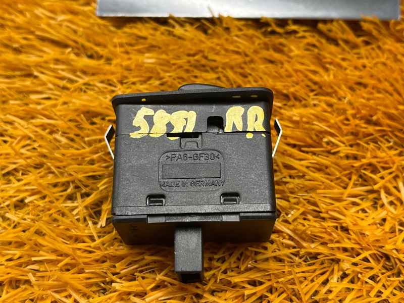 кнопка стеклоподъемника, 500 рублей, Красноярск