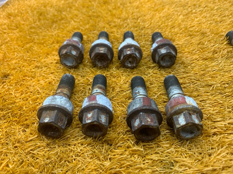 болт колесный, 1600 рублей, Красноярск