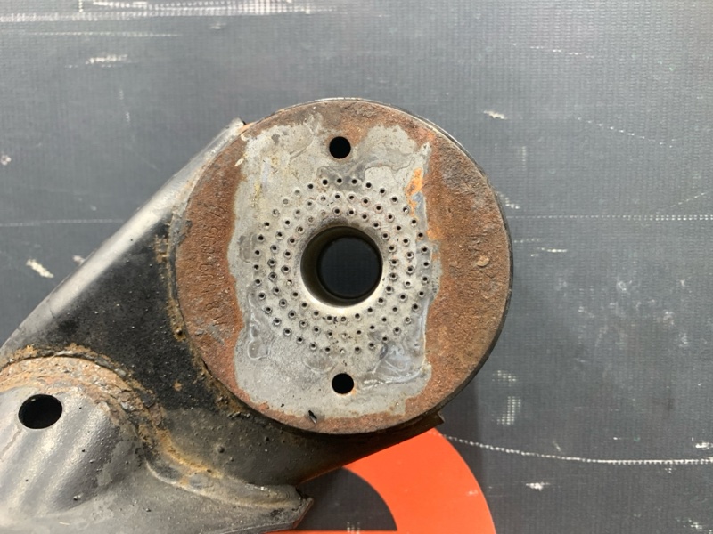 Балка поперечная (подрамник), 4800 рублей, Красноярск