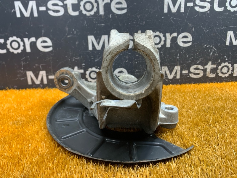 кулак поворотный, 2000 рублей, Красноярск