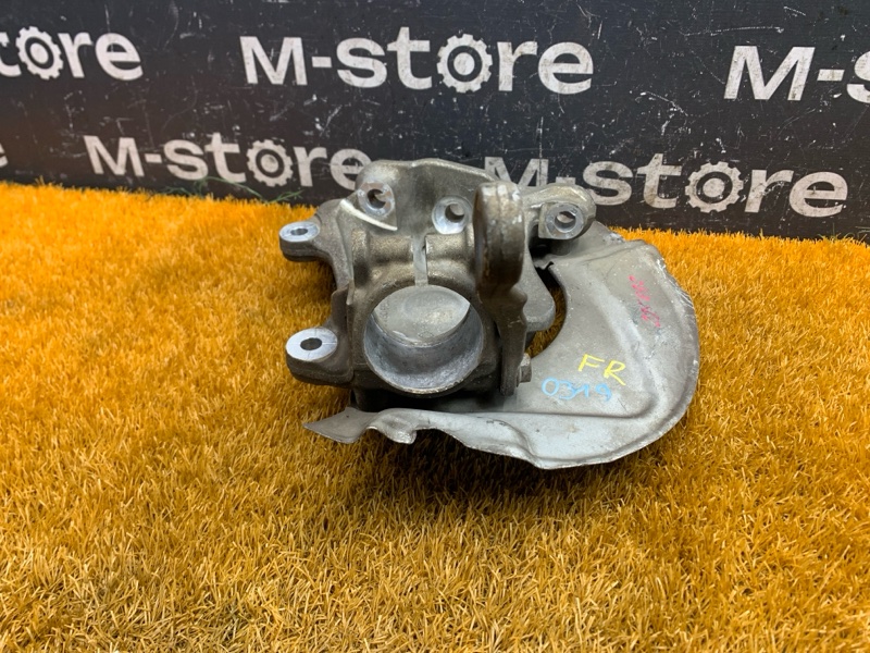 кулак поворотный, 1000 рублей, Красноярск