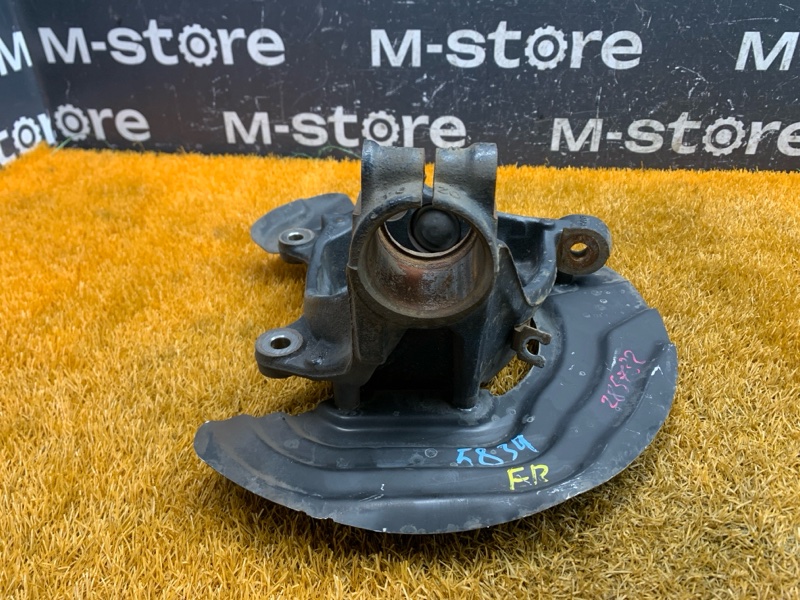 кулак поворотный, 2000 рублей, Красноярск