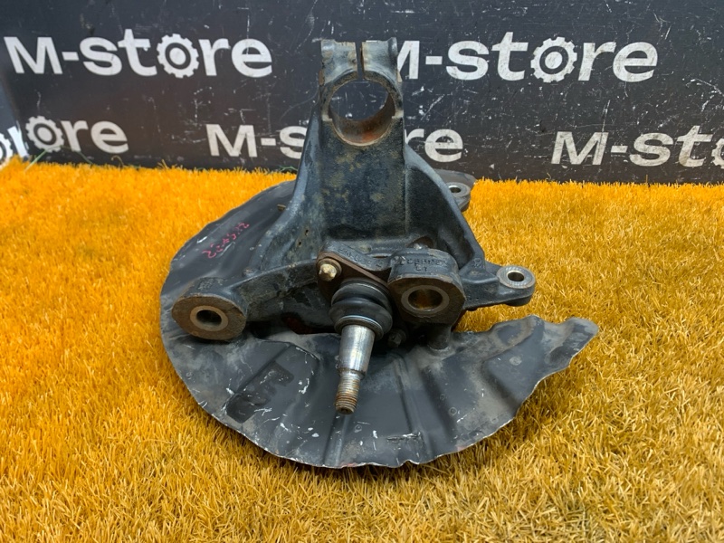 кулак поворотный, 2000 рублей, Красноярск