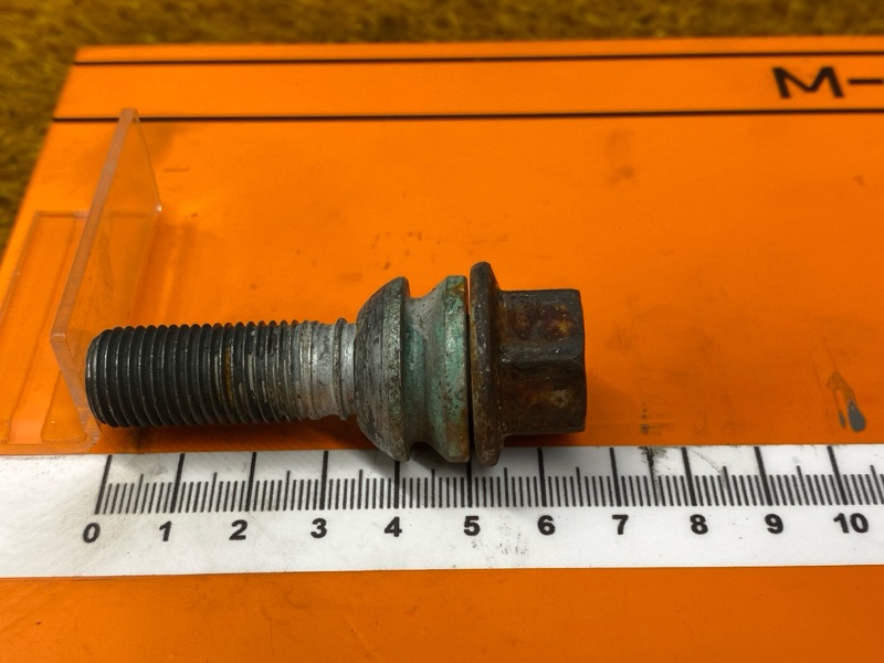 болт колесный, 1600 рублей, Красноярск