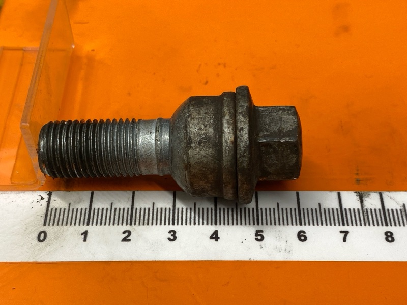 болт колесный, 1600 рублей, Красноярск