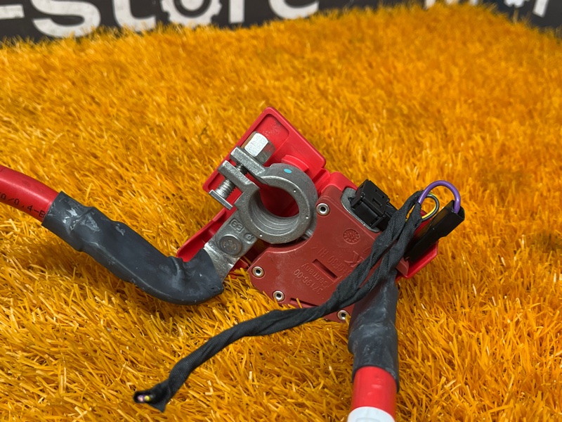 Клемма аккумулятора плюс, 15000 рублей, Красноярск