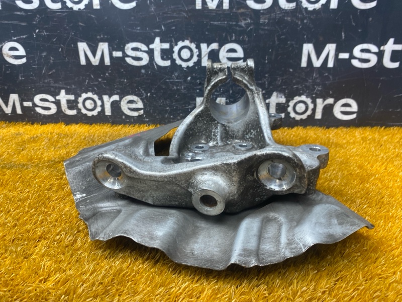 кулак поворотный, 500 рублей, Красноярск