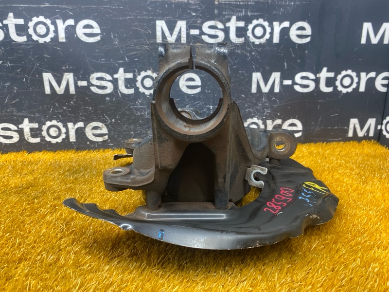 кулак поворотный, 2000 рублей, Красноярск