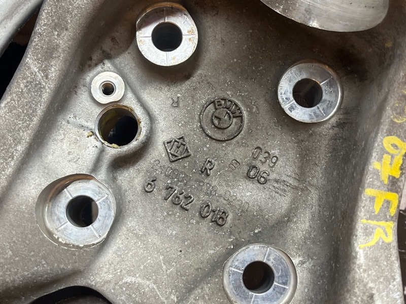 кулак поворотный, 1500 рублей, Красноярск