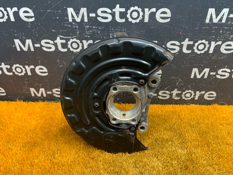 кулак поворотный, 2000 рублей, Красноярск