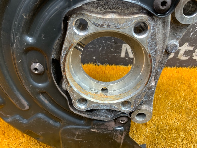 кулак поворотный, 2000 рублей, Красноярск