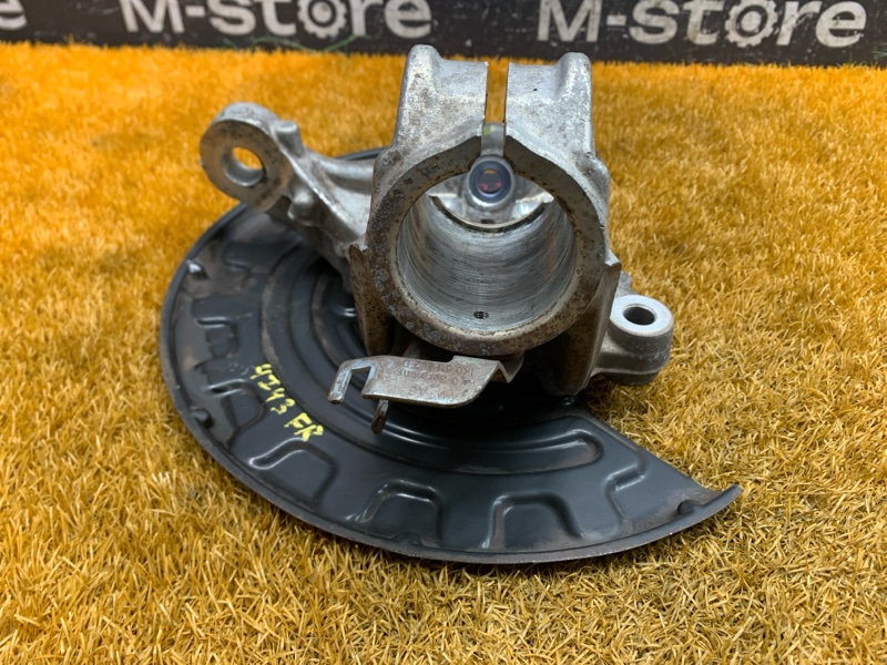 кулак поворотный, 2000 рублей, Красноярск