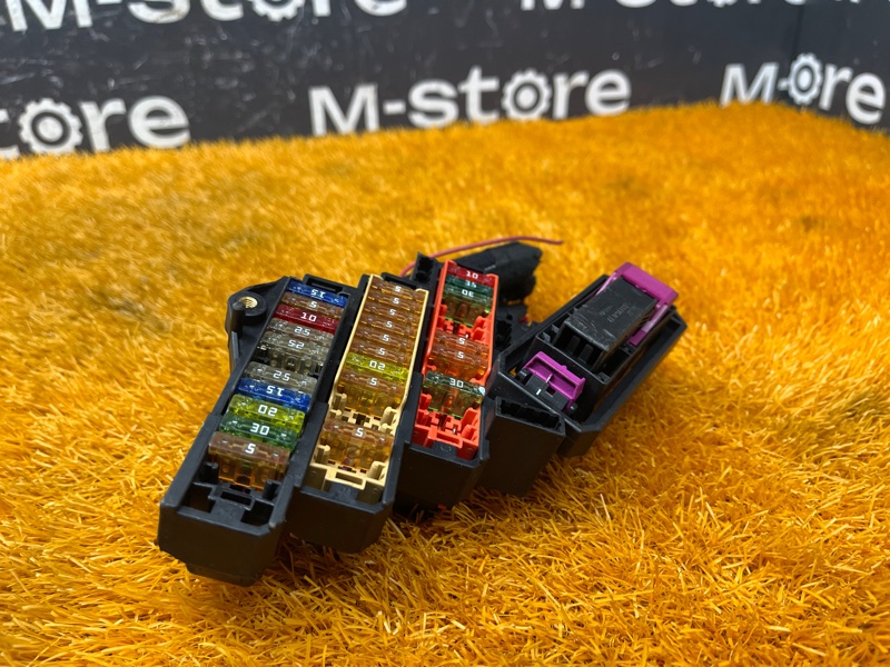 блок предохранителей, 1000 рублей, Красноярск