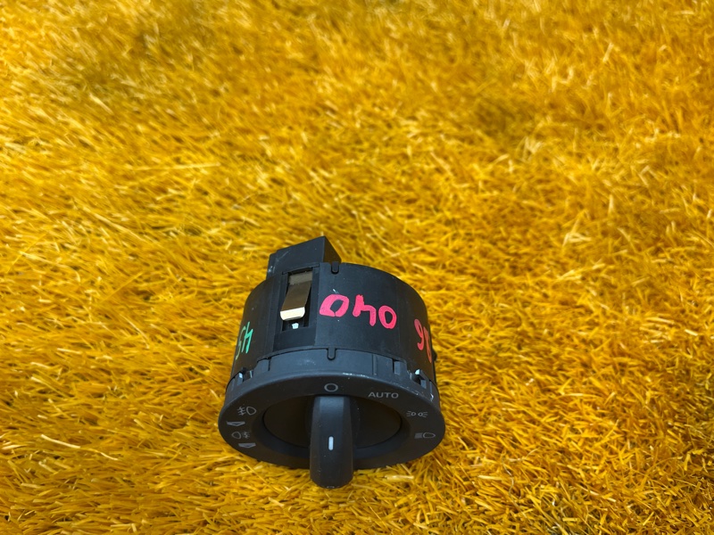 Переключатель света фар, 1000 рублей, Красноярск