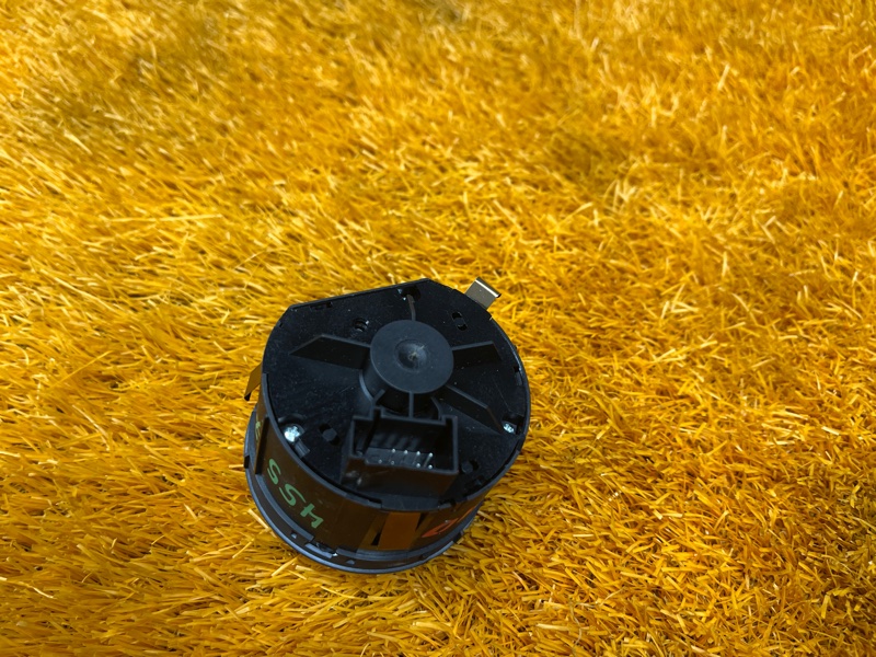 Переключатель света фар, 1000 рублей, Красноярск