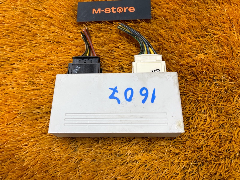 блок управления люком, 2000 рублей, Красноярск