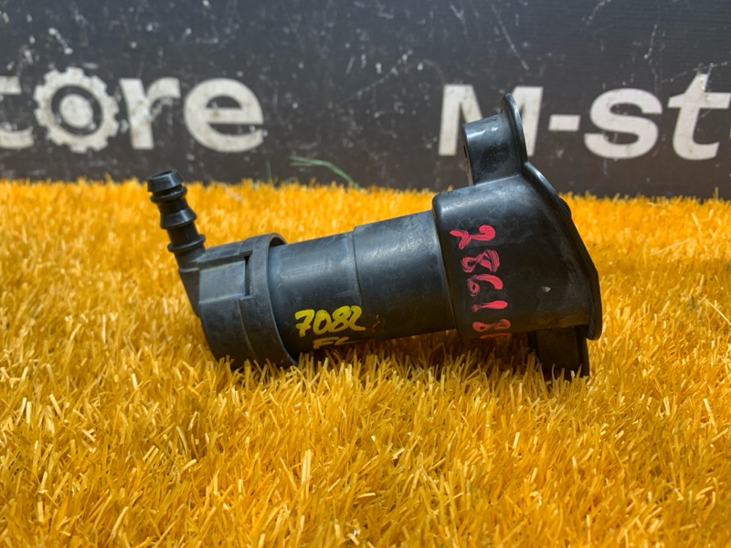 Форсунка омывателя фары, 1000 рублей, Красноярск