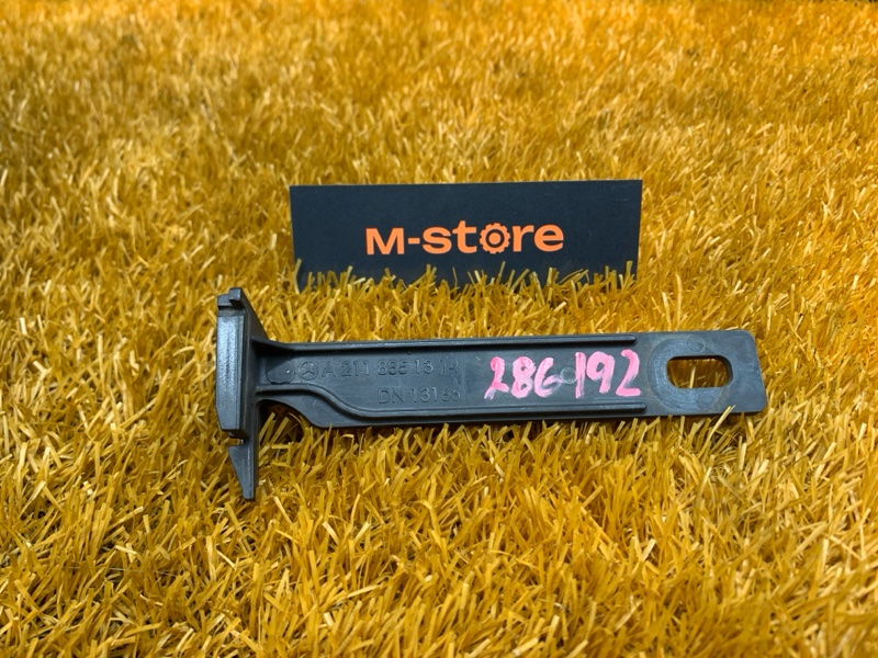 крепление бампера, 1000 рублей, Красноярск