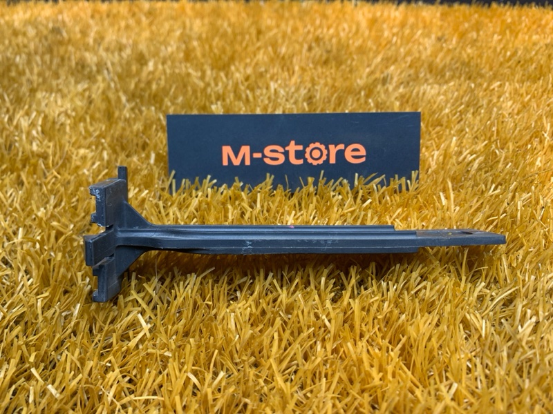 крепление бампера, 1000 рублей, Красноярск