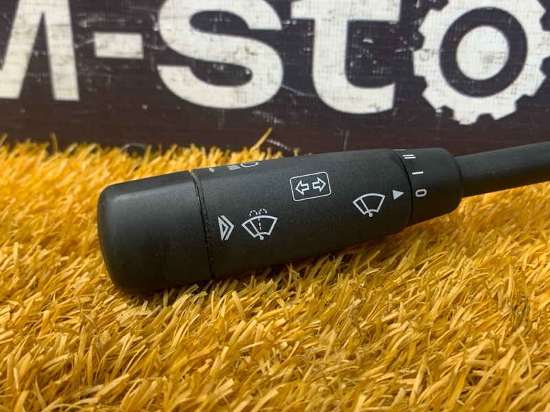 подрулевой переключатель, 1000 рублей, Красноярск