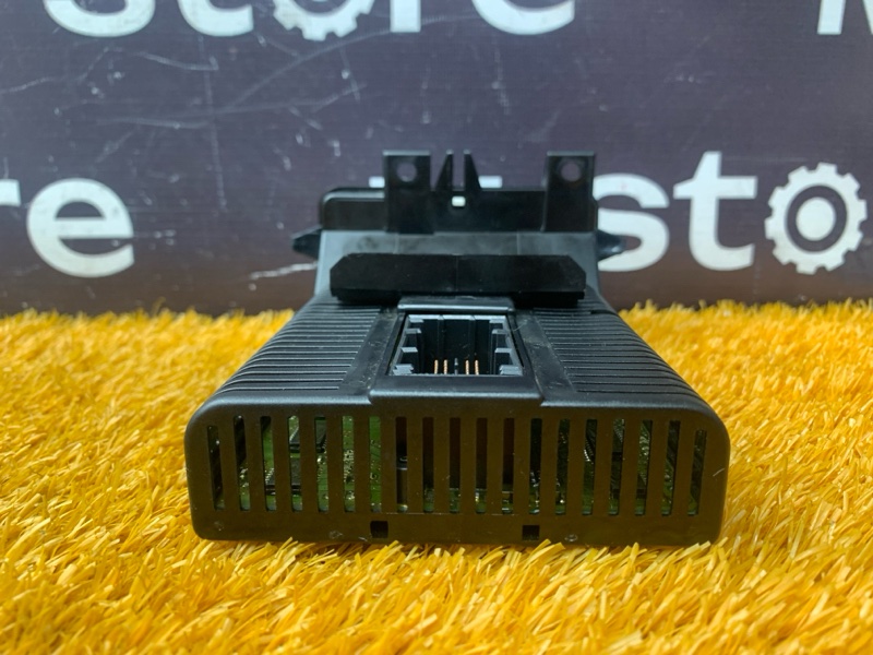 Переключатель света фар, 2000 рублей, Красноярск