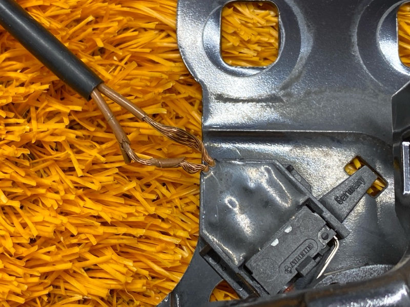 замок капота, 500 рублей, Красноярск