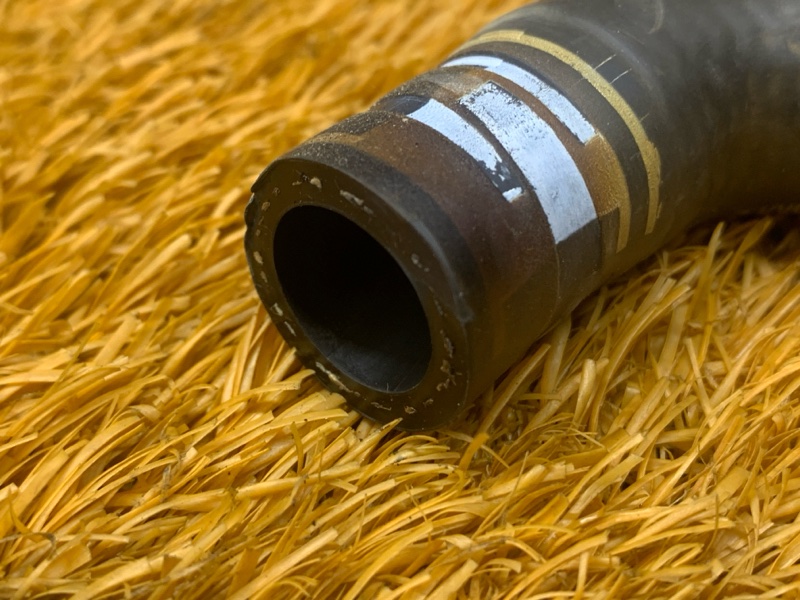 Патрубок системы охлаждения, 200 рублей, Красноярск