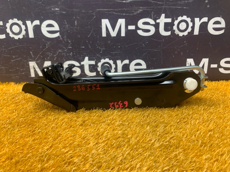 домкрат, 2500 рублей, Красноярск