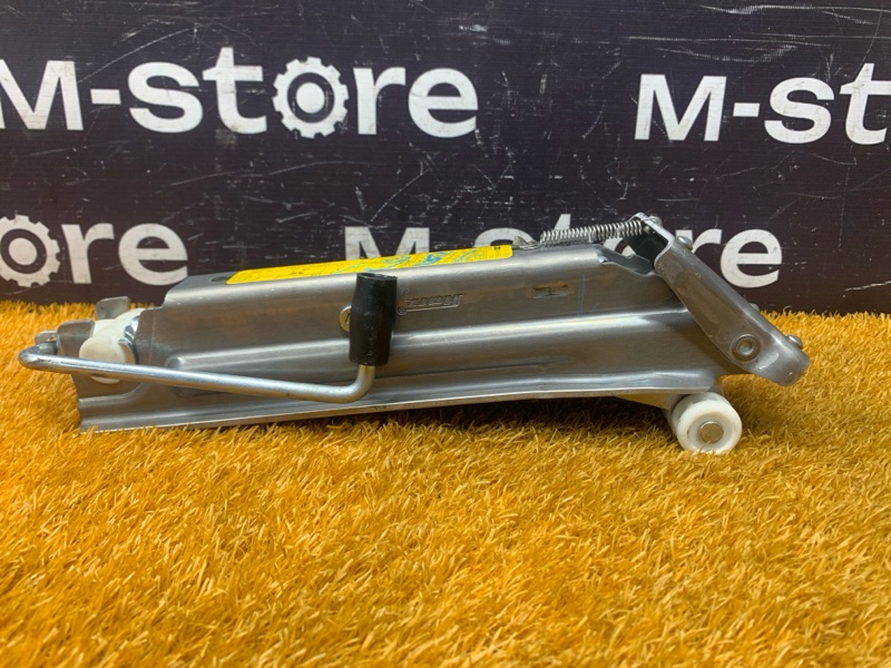 домкрат, 3500 рублей, Красноярск