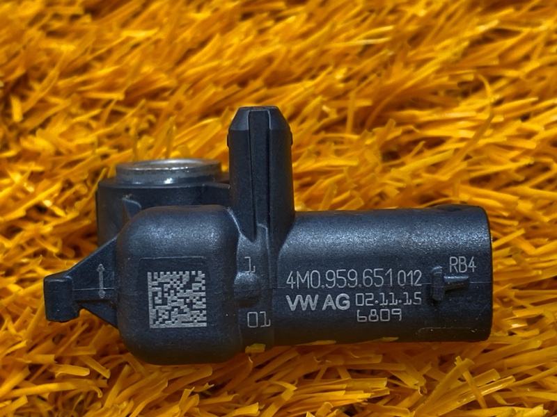 Датчик airbag ( удара), 2000 рублей, Красноярск