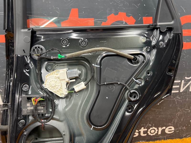 дверь, 24000 рублей, Красноярск