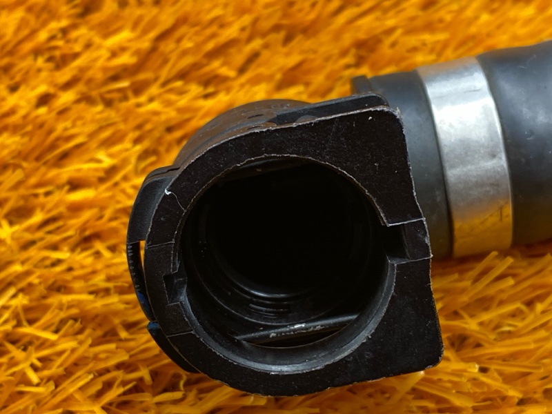 Патрубок системы охлаждения, 800 рублей, Красноярск