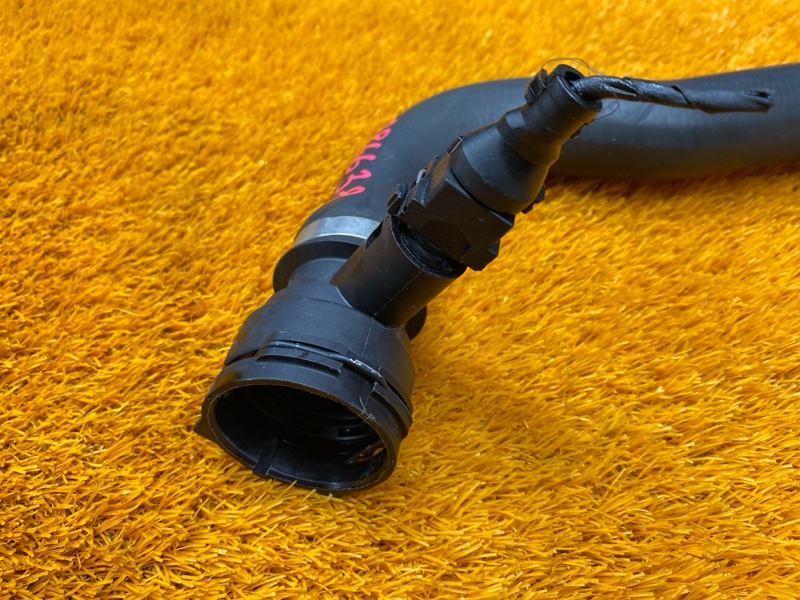 Патрубок радиатора нижний, 500 рублей, Красноярск