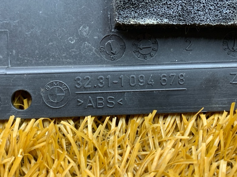 Кожух рулевой колонки, 300 рублей, Красноярск