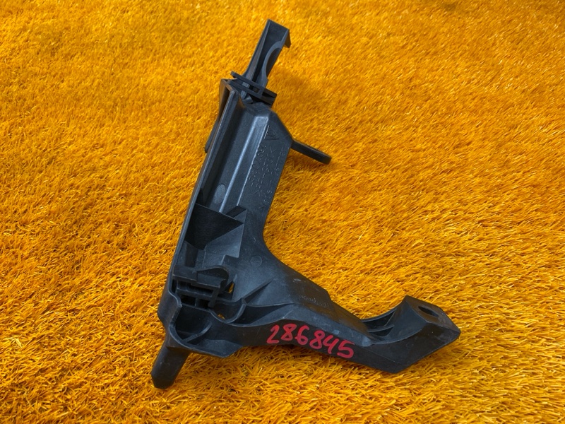 крепление бампера, 1000 рублей, Красноярск