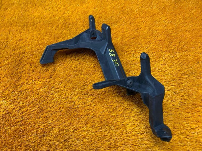 крепление бампера, 1200 рублей, Красноярск