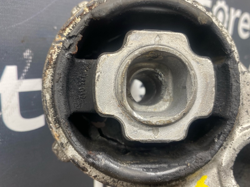 Балка поперечная (подрамник), 1500 рублей, Красноярск