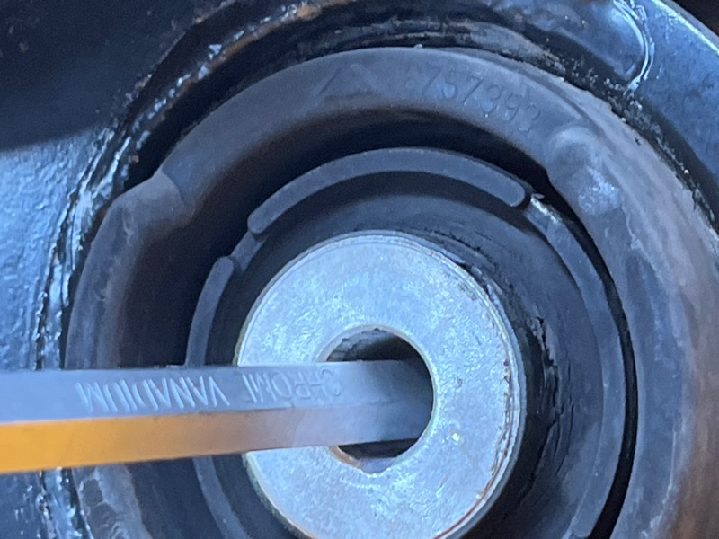 Балка поперечная (подрамник), 1500 рублей, Красноярск