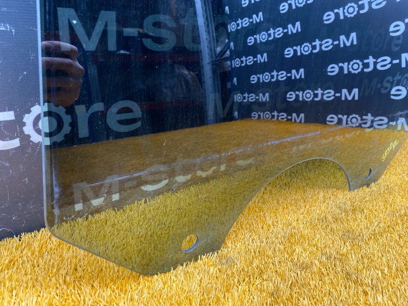 Стекло боковое, 850 рублей, Красноярск